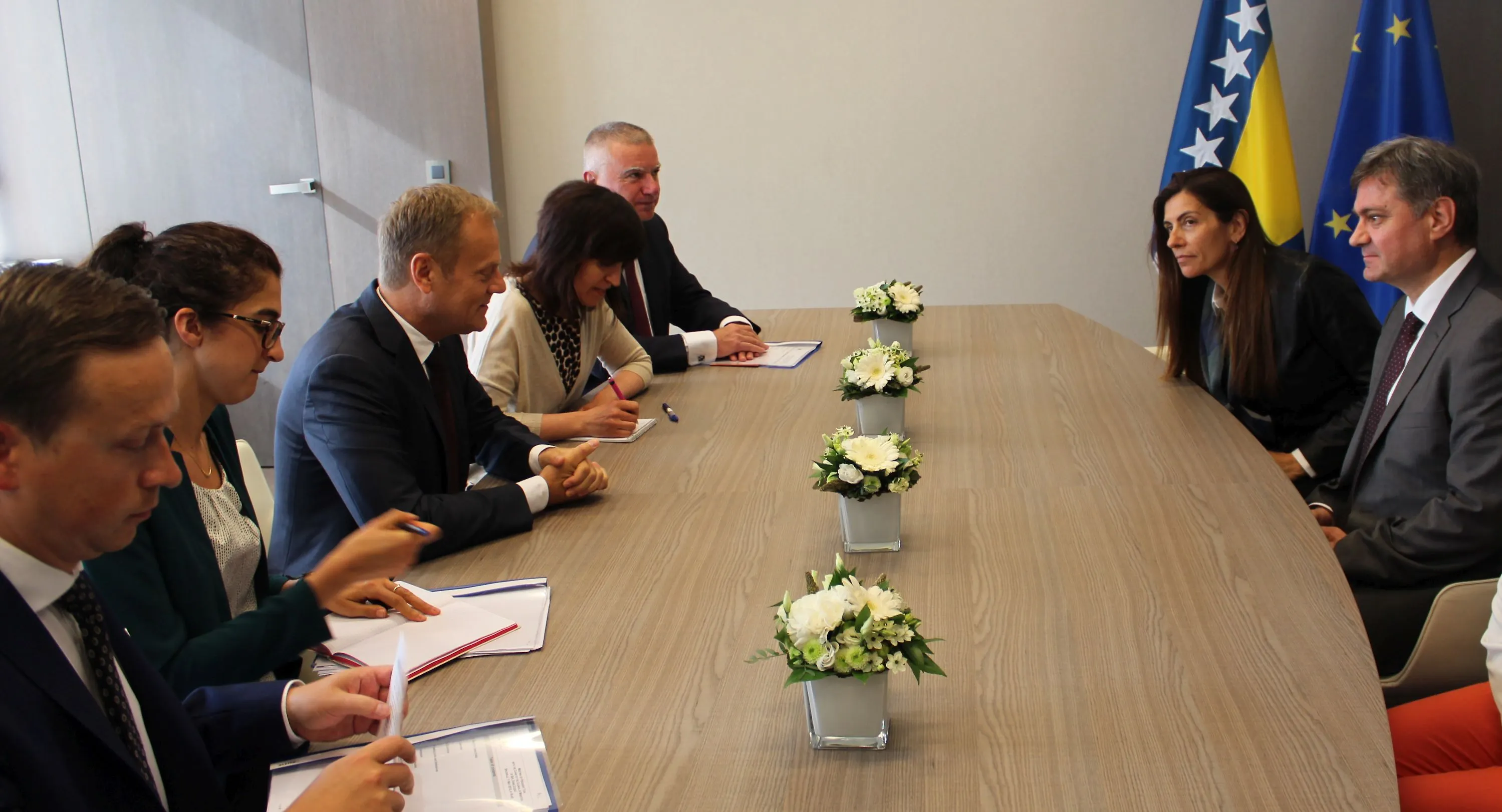 Zvizdić – Tusk: Fokusirati se na pristupne prioritete koji integriraju i demokratiziraju regiju u cjelini