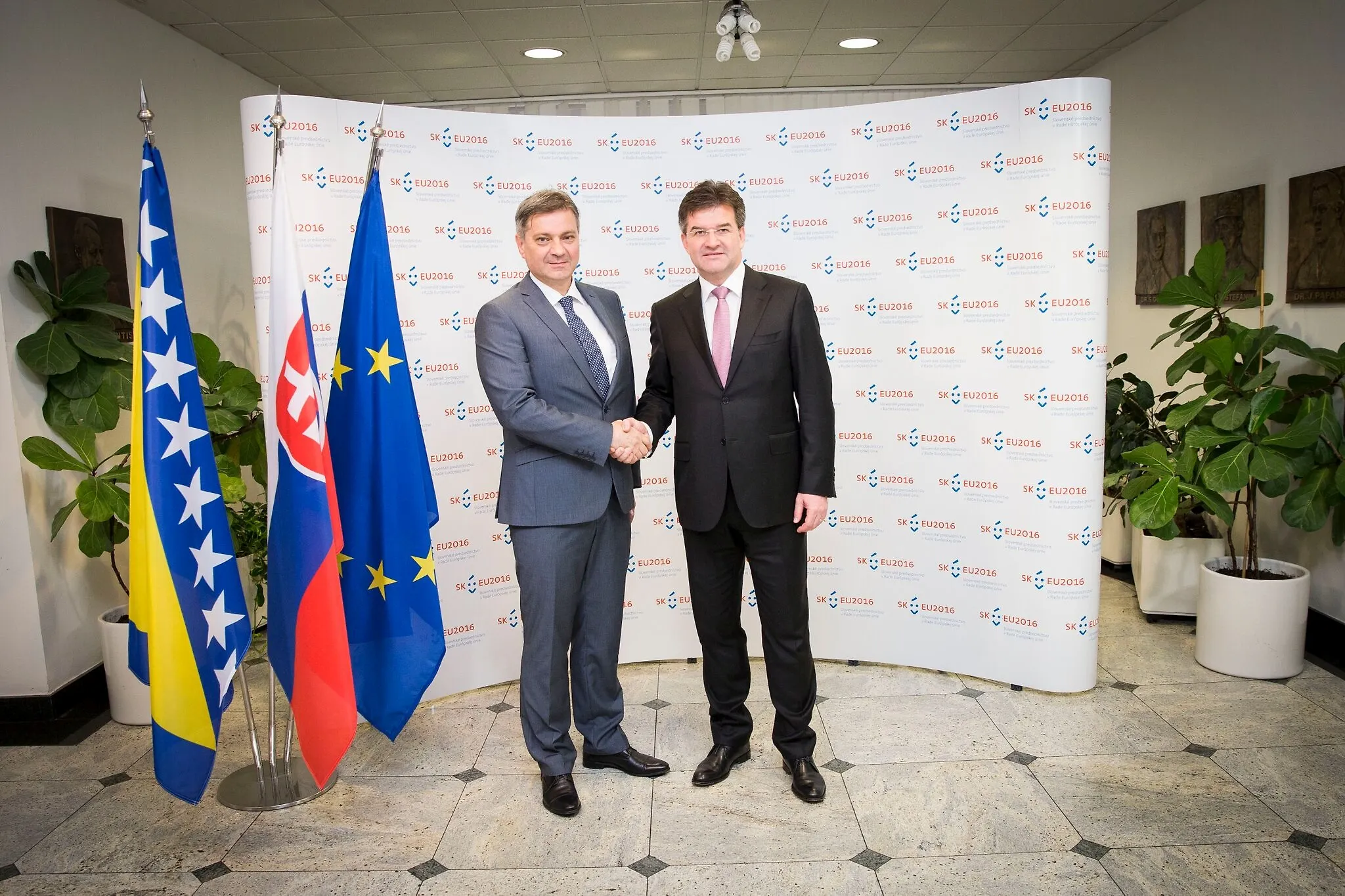 Slovakia Strongly Support BIH in Fulfilment of Remaining Conditions for 
Receiving EU Questionnaire


