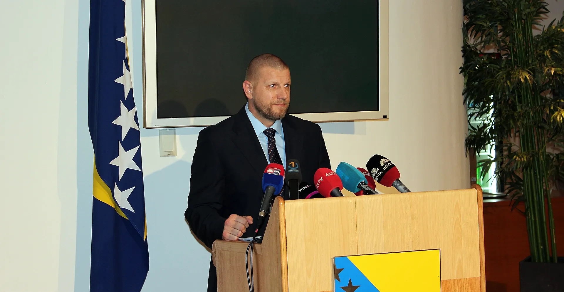 Изјава министра Јуска поводом усвајања Оквирне стратегије транспорта БиХ (АУДИО)