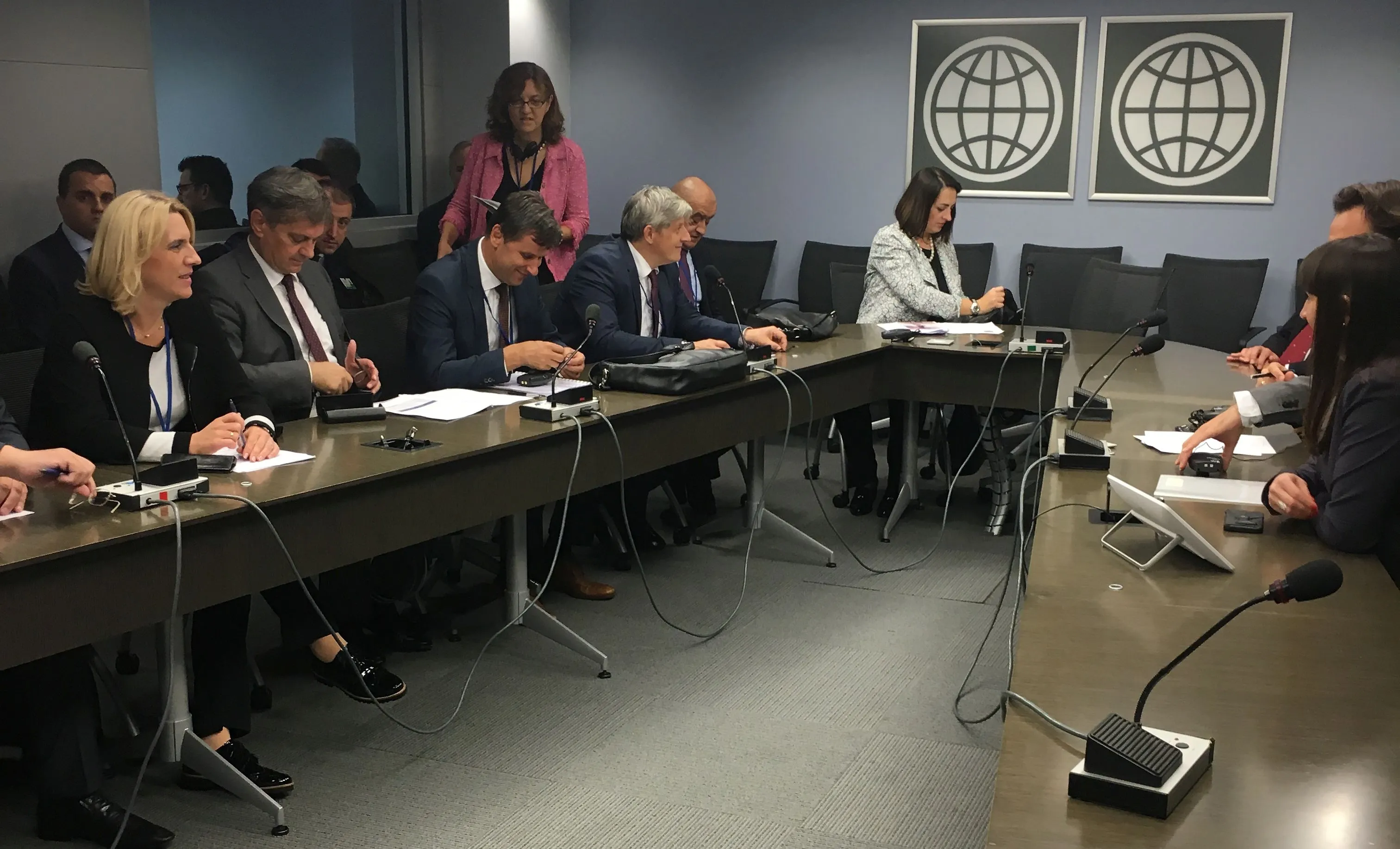 Chairman Zvizdić and Minister Bevanda with IM F and WB Officials in Washington