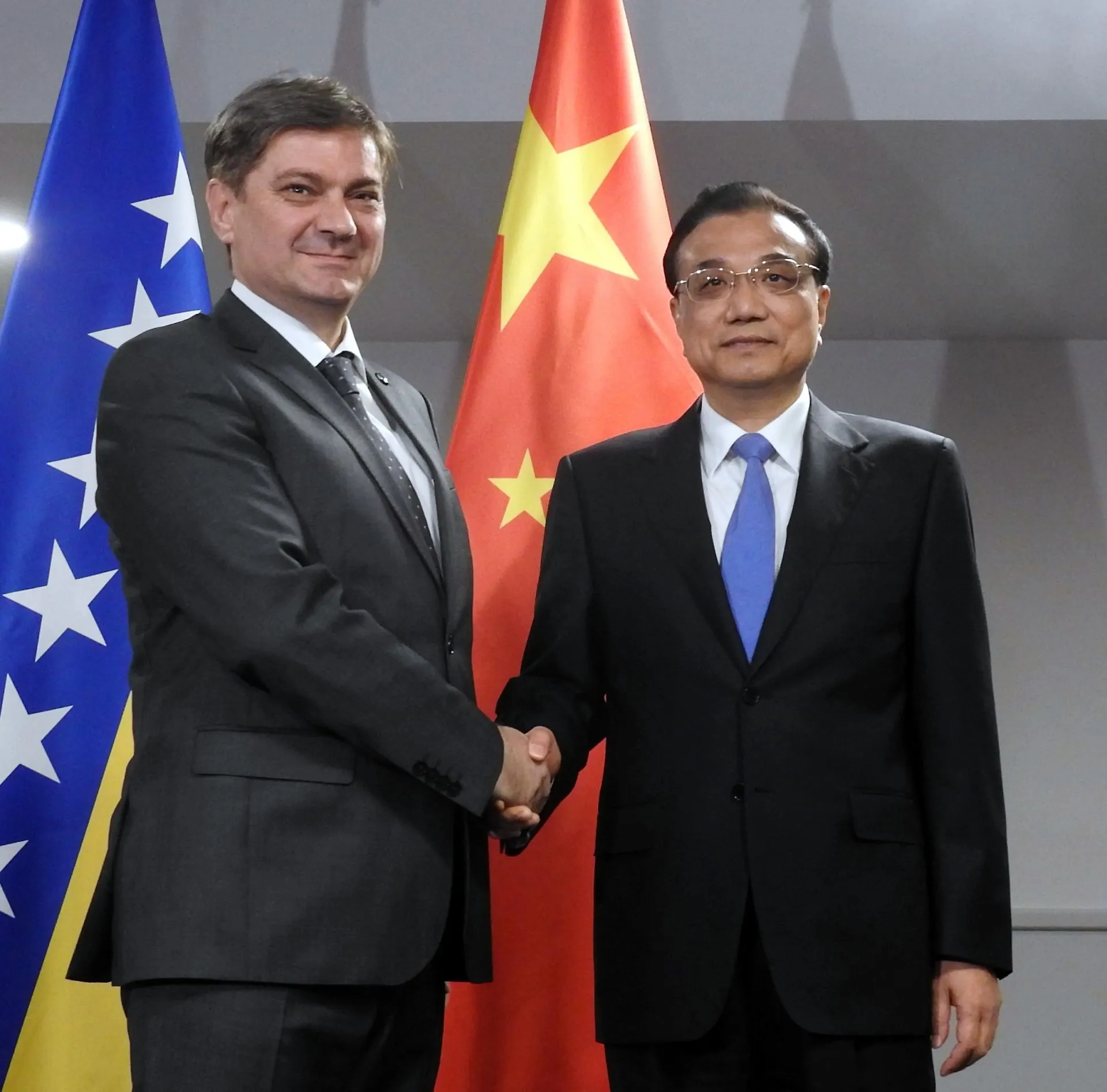 Chairman Zvizdić with Prime Minister of PR China in Riga
