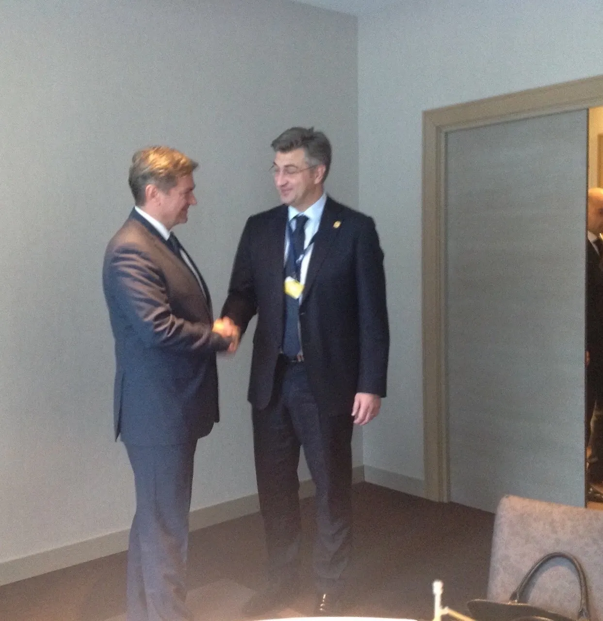 Predsjedatelj Zvizdić u Bruxellesu s premijerom Plenkovićem

