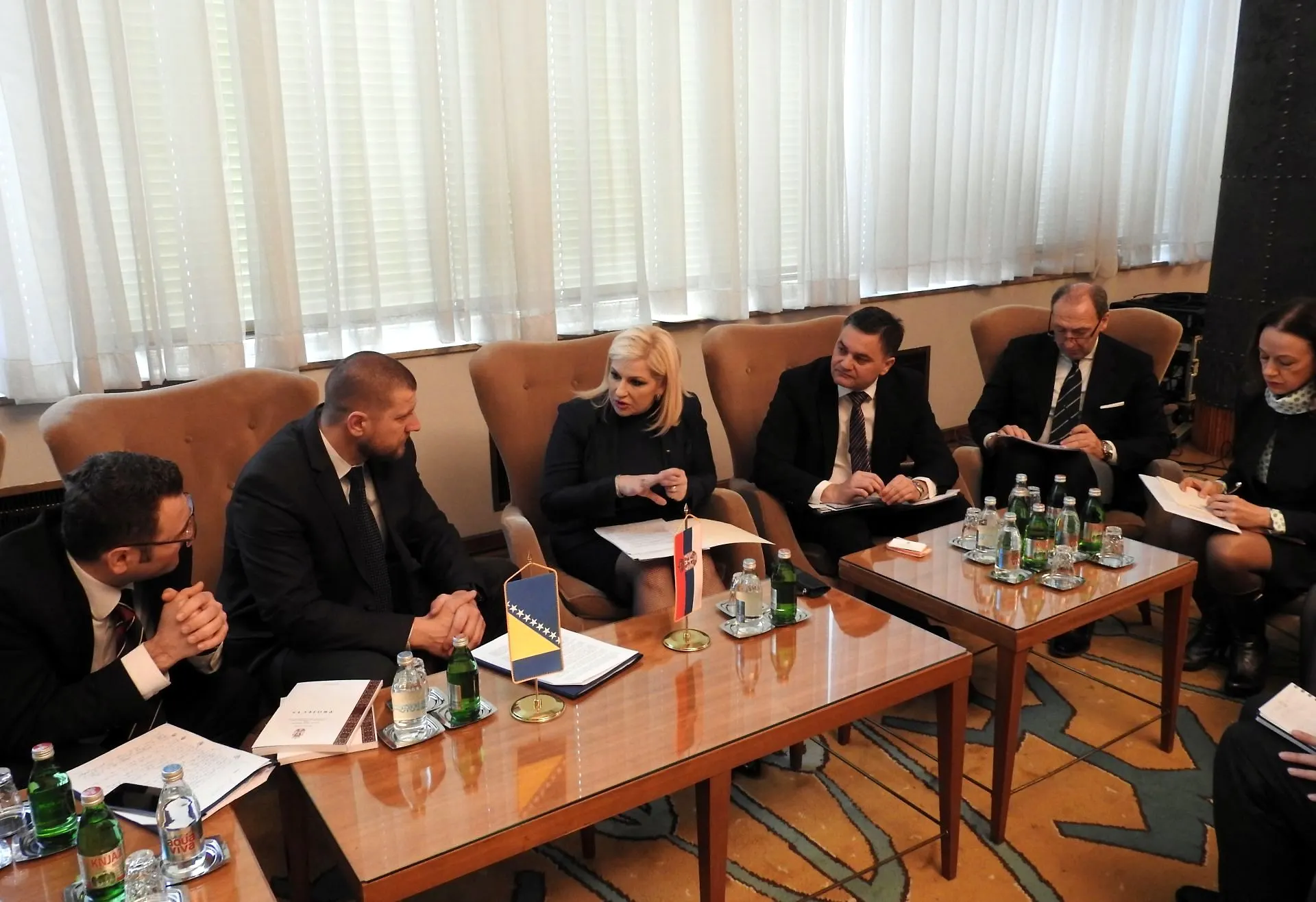 Министар Јуско са министрицом Михајловић: Прометно повезивање и пројекти у интересу свих грађана БиХ и Србије