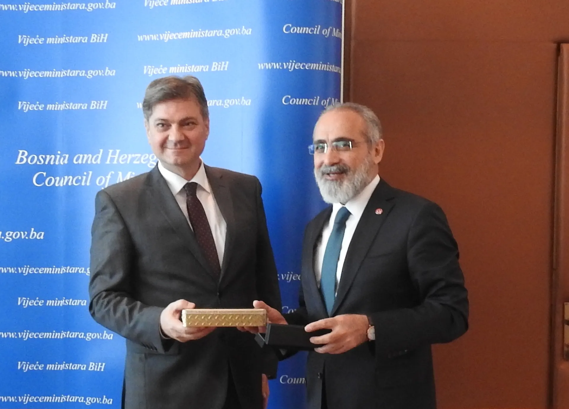 Zvizdić – Topcu: Poticati investitore za daljnja ulaganja u BiH