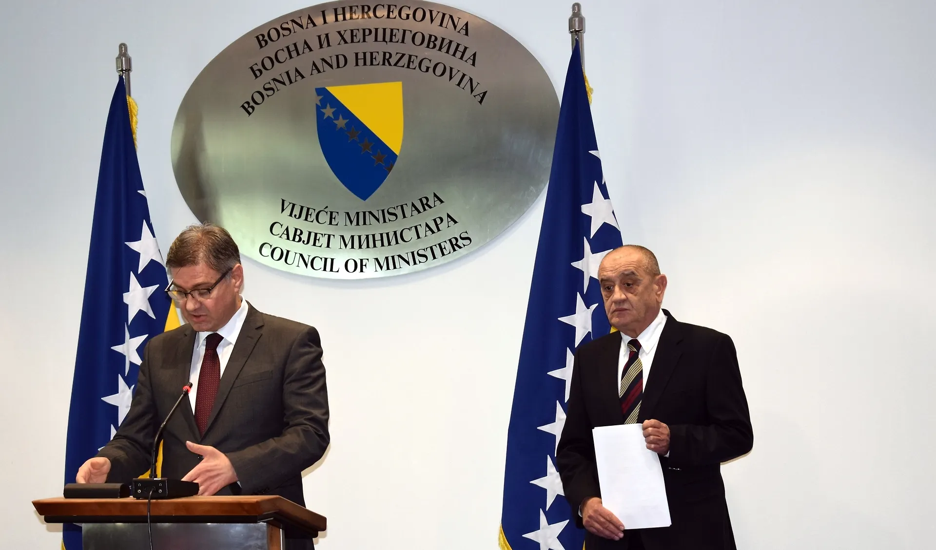 COUNCIL OF MINISTERS OF BIH ADOPTS DRAFT BUDGET, FRAAMEWQORK BUDGET DOCUMENT AND UP-DATES DEVELOPMENT-INVESTMENT PROGRAMME