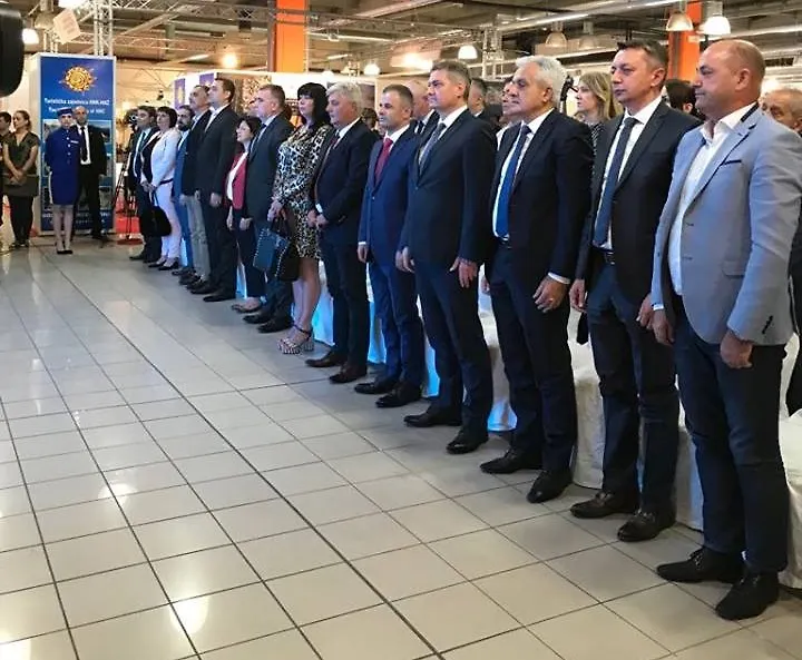 Zvizdić u Mostaru otvorio Sajam gospodarstva, poljoprivrede, prehrane i turizma "Dani trešnje 2018.“