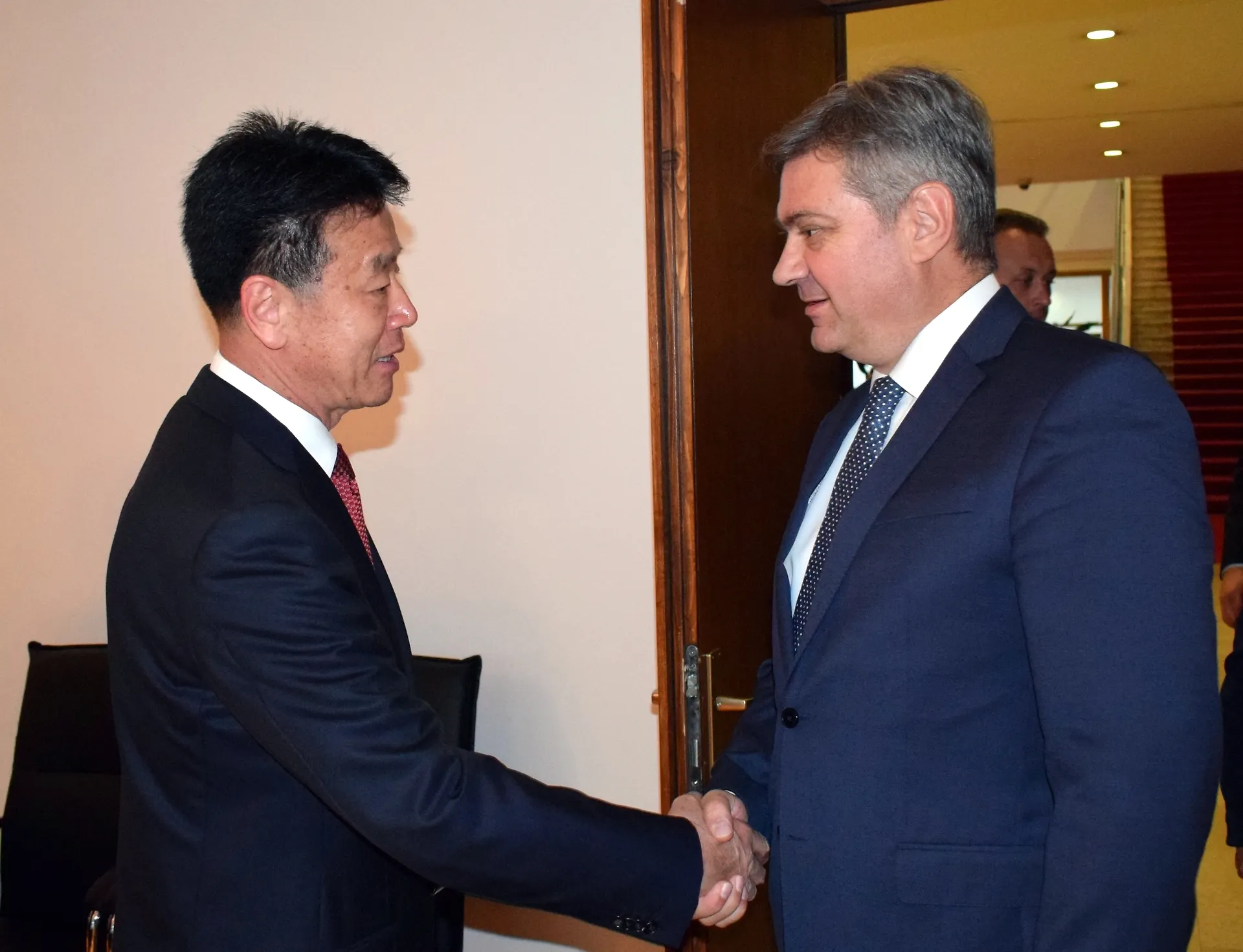 Predsjedatelj Zvizdić i ministar Jusko sa zamjenikom ministra znanosti i tehnologije Kine Jianguom