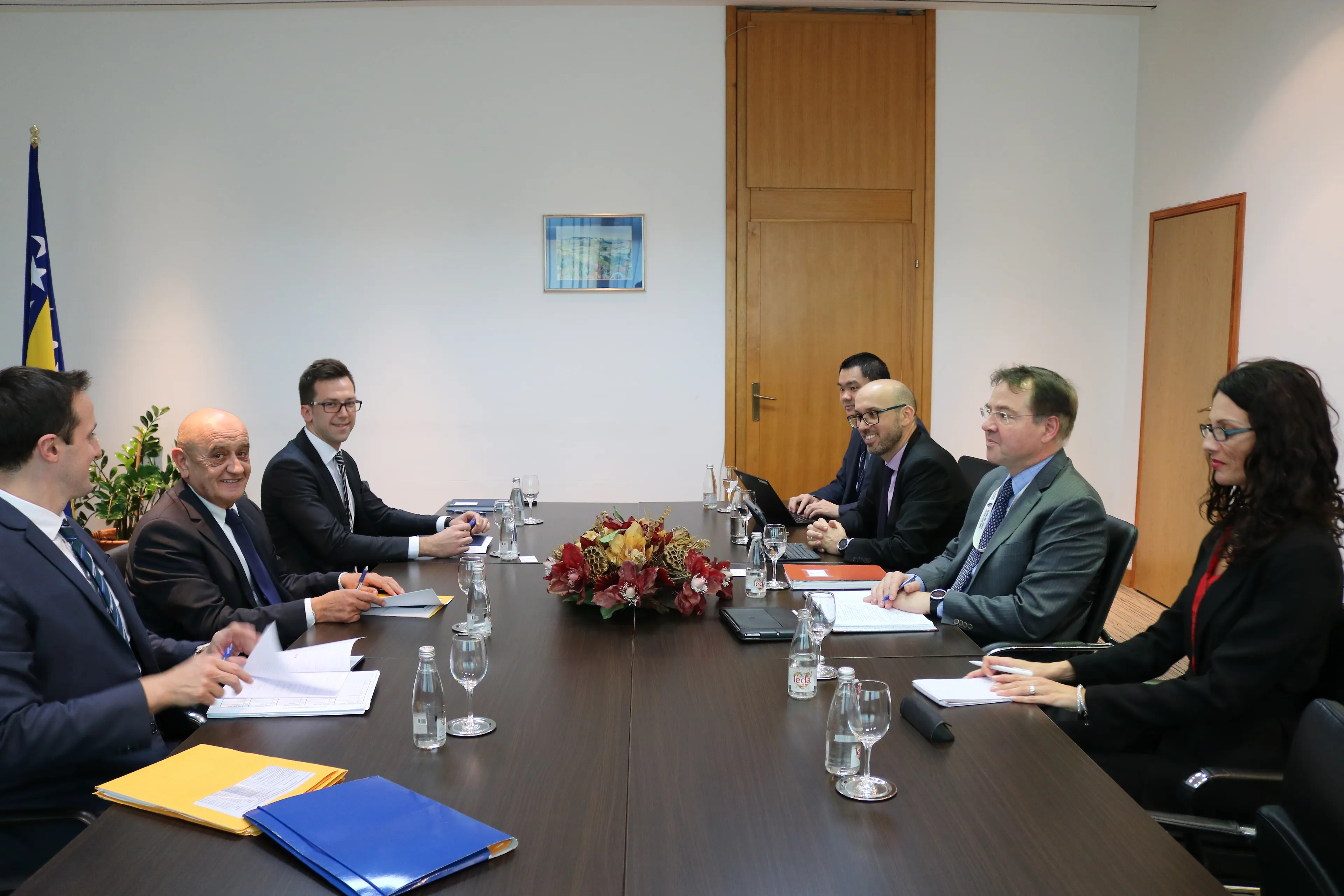 Наставити реформе и сарадњу с 
ММФ-ом након формирања власти
