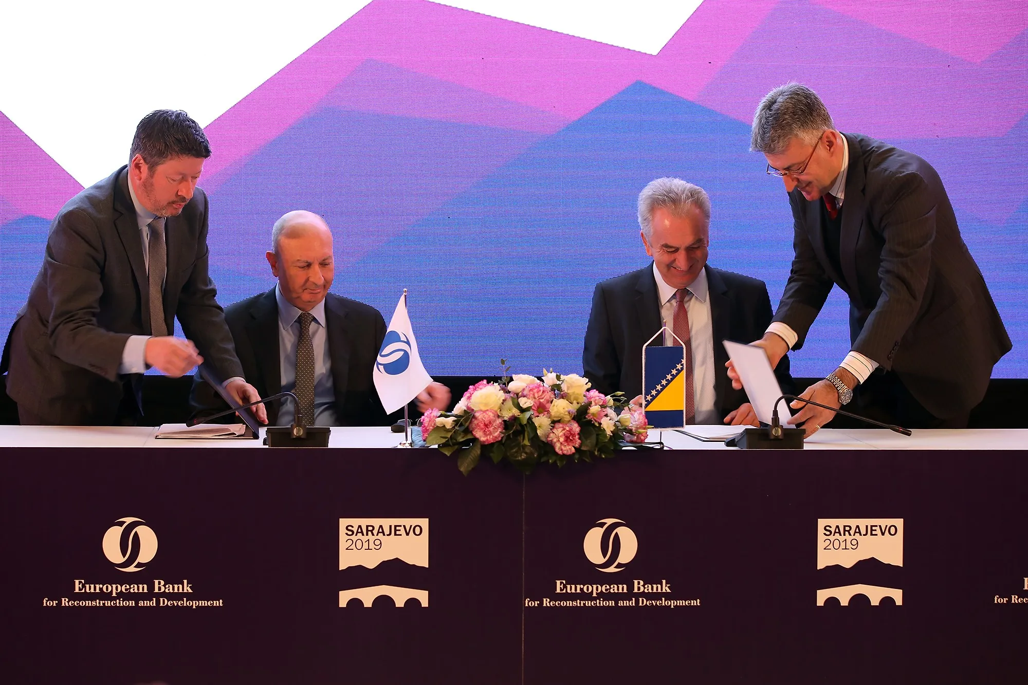 Ministar Šarović:  EBRD je tu da nam pomogne a na nama je da iskoristimo šansu