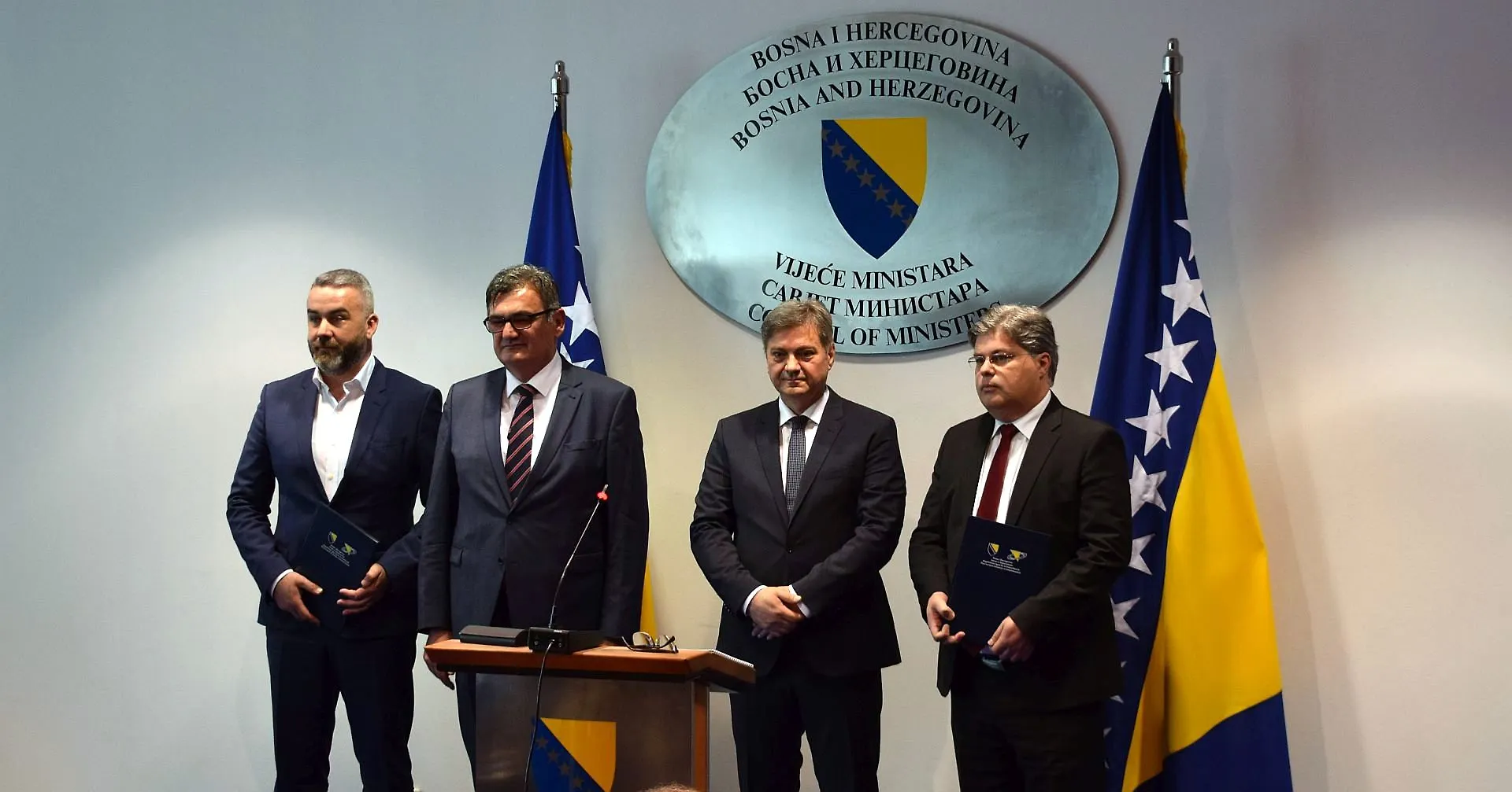 Predsjedatelj Zvizdić uručio dozvole za 4G