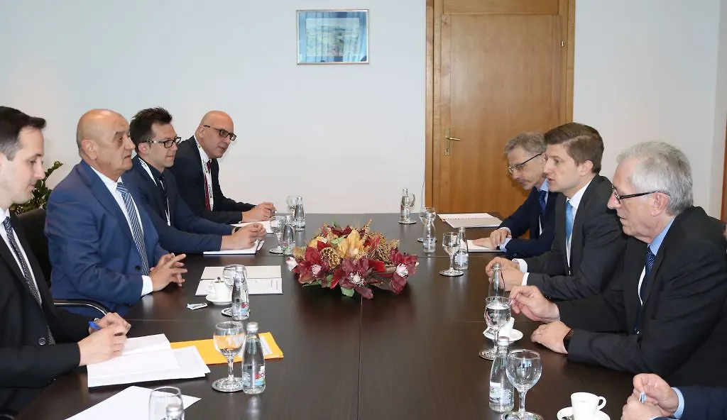 Министри финансија Беванда и Марић задовољни сарадњом 