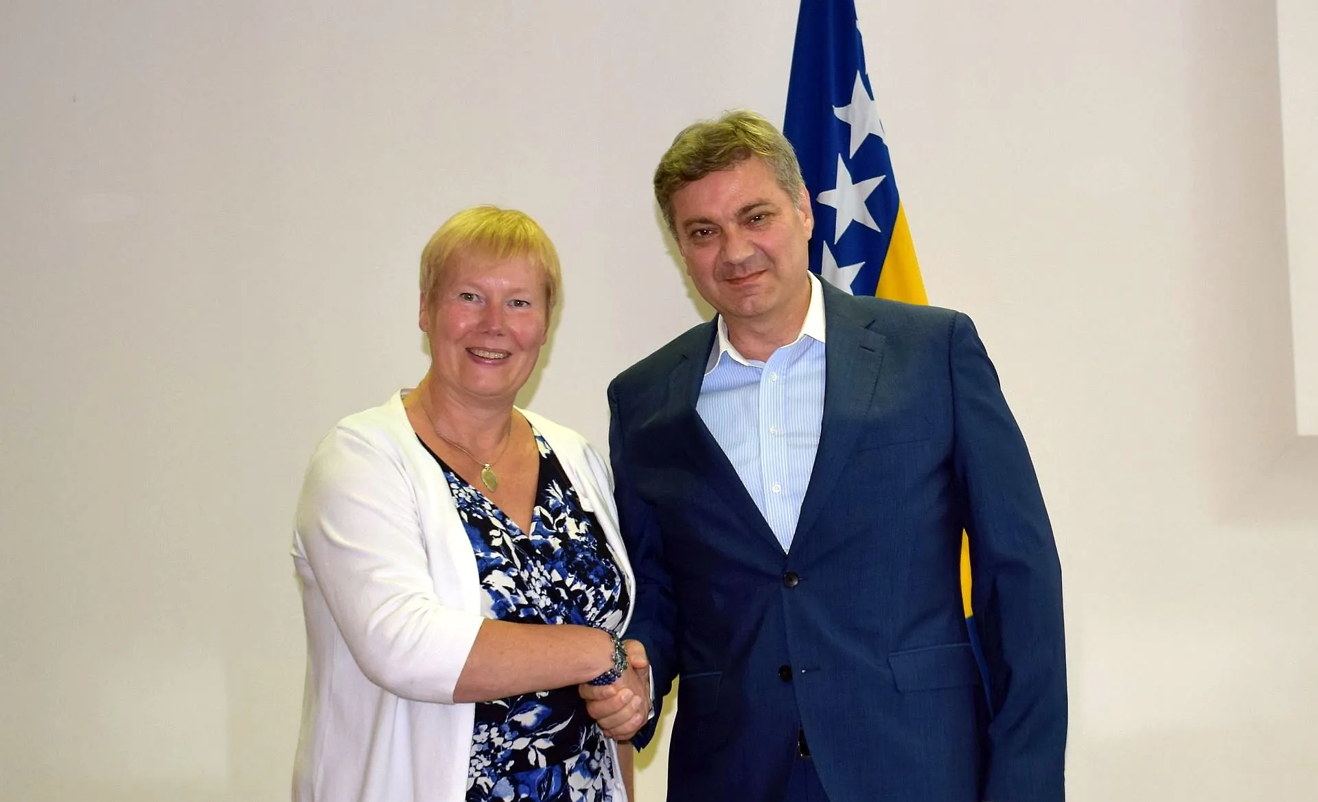 Predsjedatelj Zvizdić s veleposlanicom Hohmann