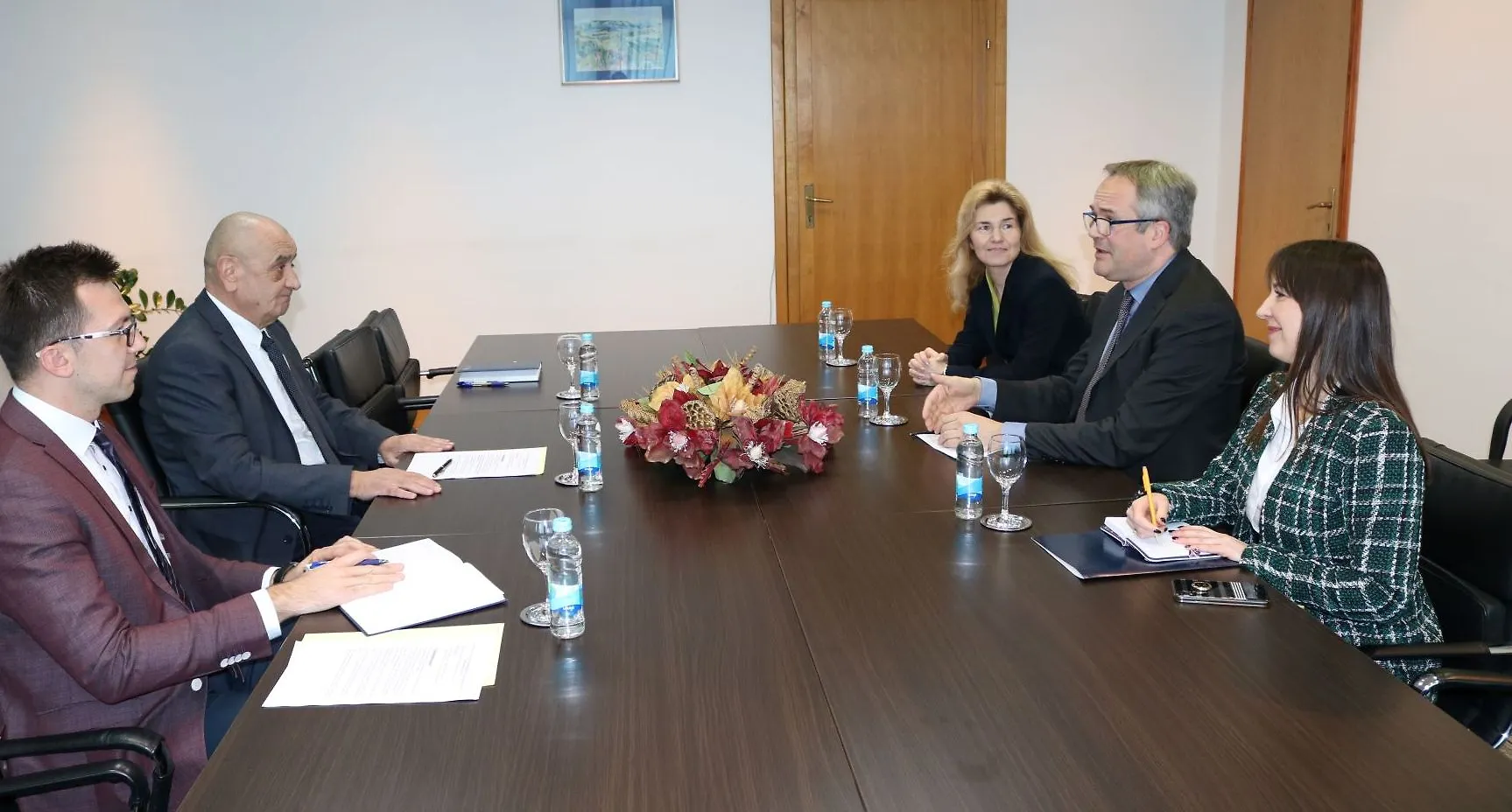 Министар Беванда с извршним директором 
Свјетске банке о новој стратегији

