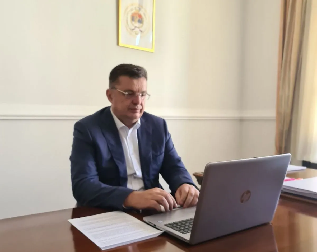 Chairman Tegeltija Talks with EU Commissioner for Enlargement Varhelyi