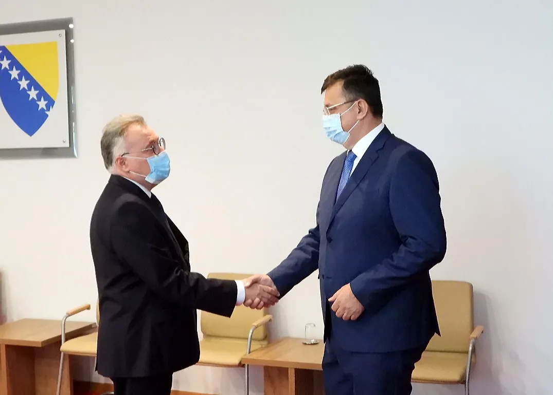 Chairman Tegeltija Talks with Ambassador Kalabuhov