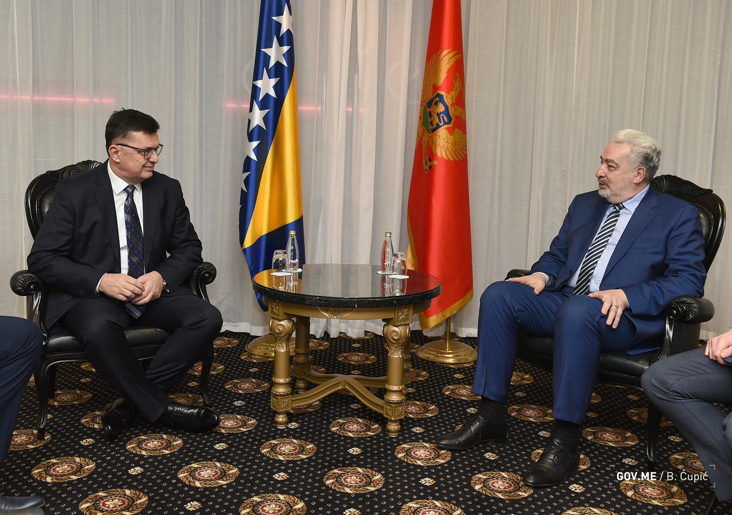 Predsjedavajući Tegeltija razgovarao sa predsjednikom Vlade Crne Gore Krivokapićem 