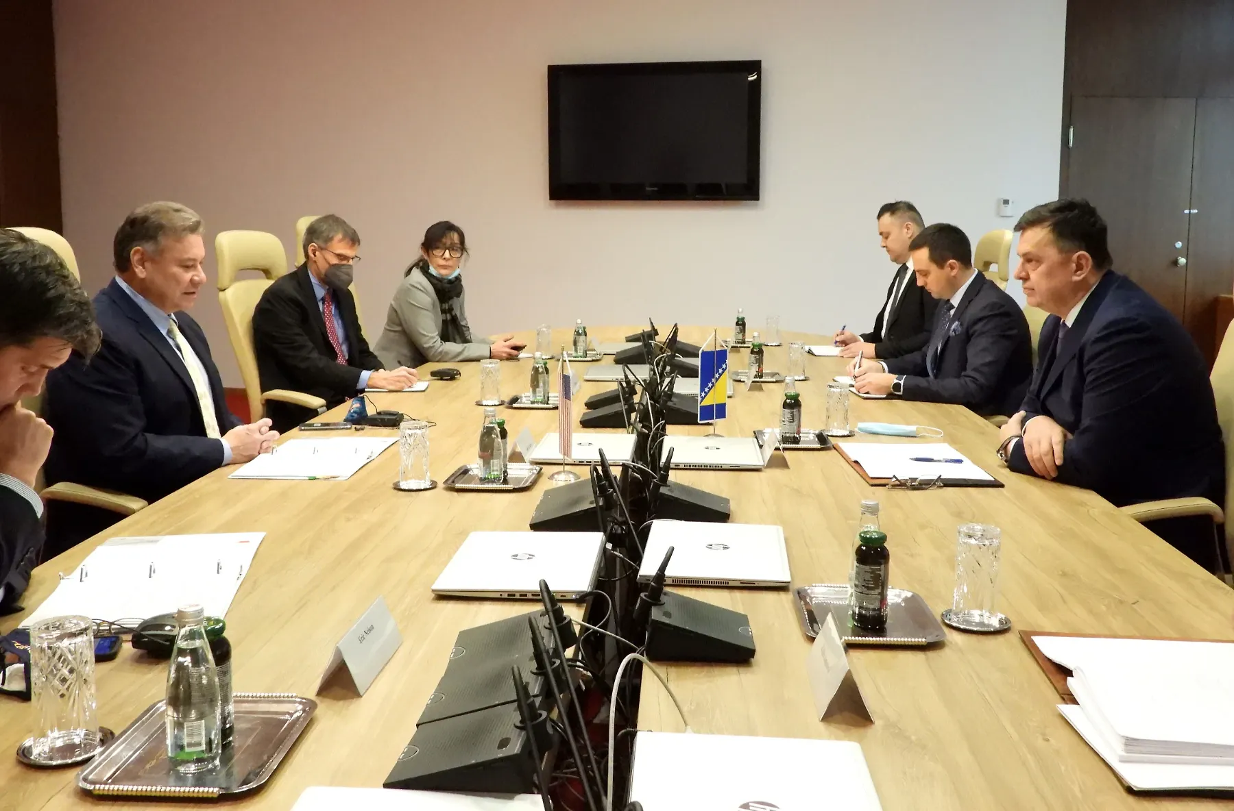 Predsjedatelj Tegeltija razgovarao sa specijalnim izaslanikom predsjednika SAD-a Escobarom

