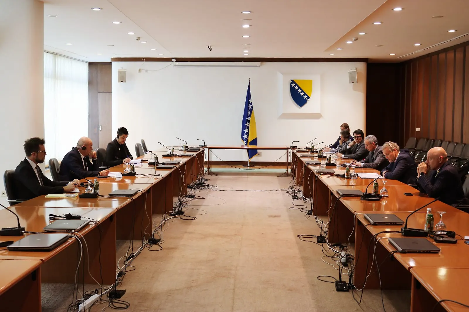 Представници ЕУ уручили демарш министру Беванди
у вези са гласањем БиХ у ЕБРД-у
