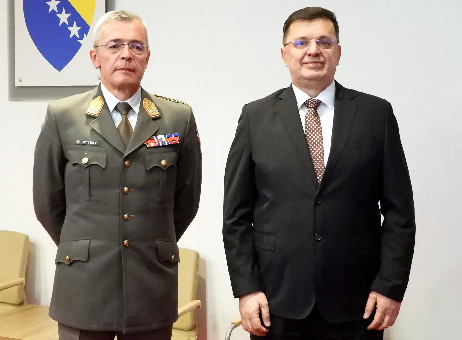 Chairman Tegeltija with EUROR Commander