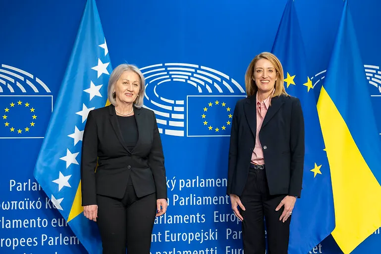 Chairwoman Krišto with President of European Parliament Metsola