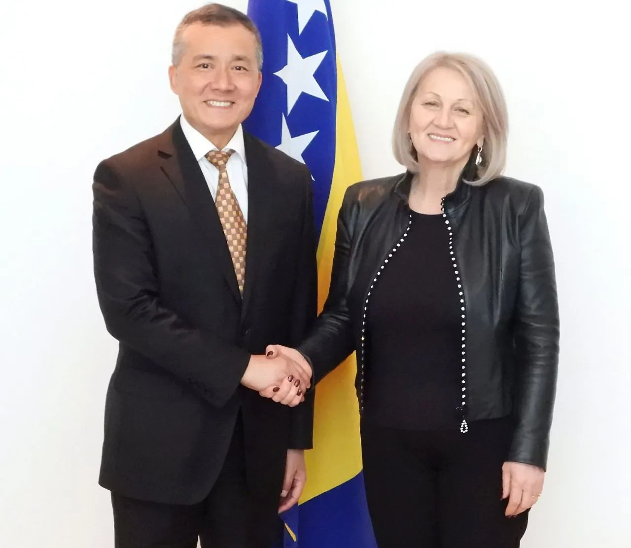 Chairwoman Krišto with Ambassador of PR China Ping