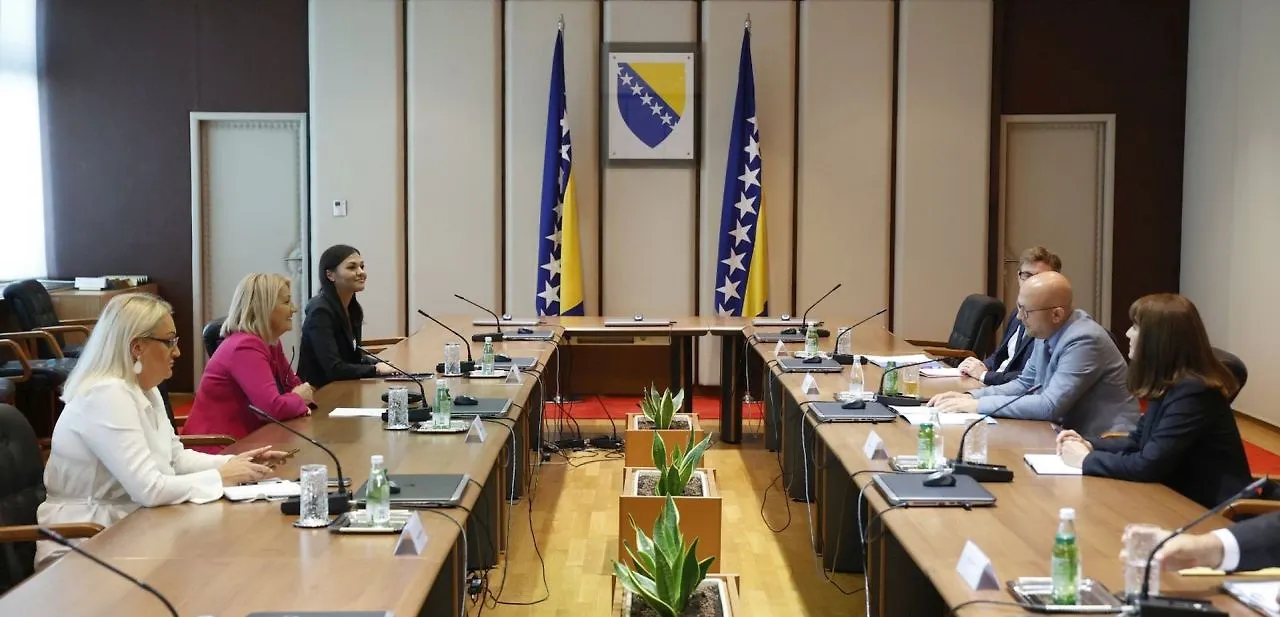 Predsjedateljica Krišto sa specijalnim izaslanikom njemačke Vlade Sarrazinom