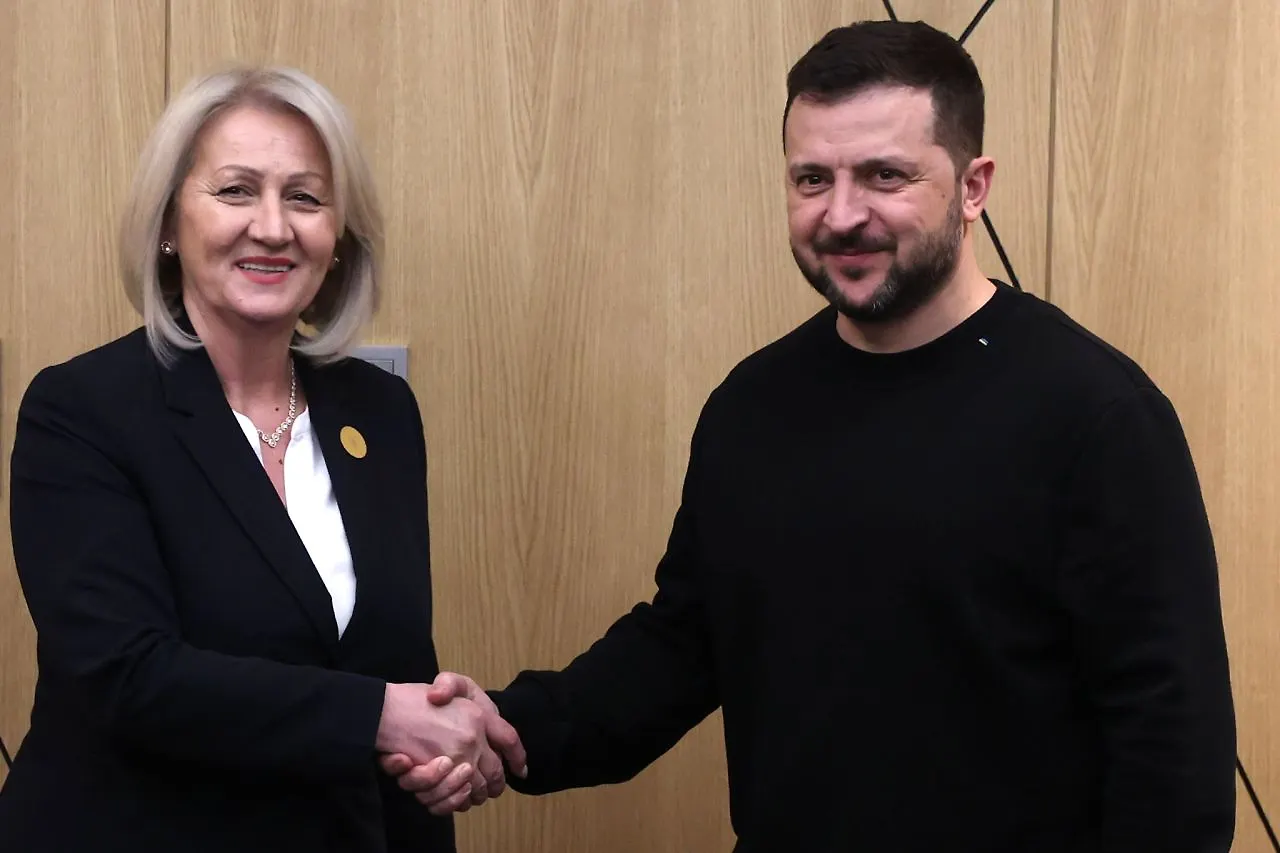 
Предсједавајућа Кришто с предсједником Украјине Володимиром Зеленским у Тирани 
