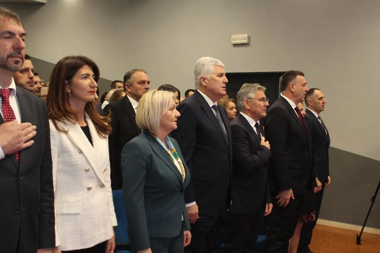 
Предсједавајућа Кришто на свечаној сједници поводом Дана општине Груде и Западнохерцеговачког кантона 
