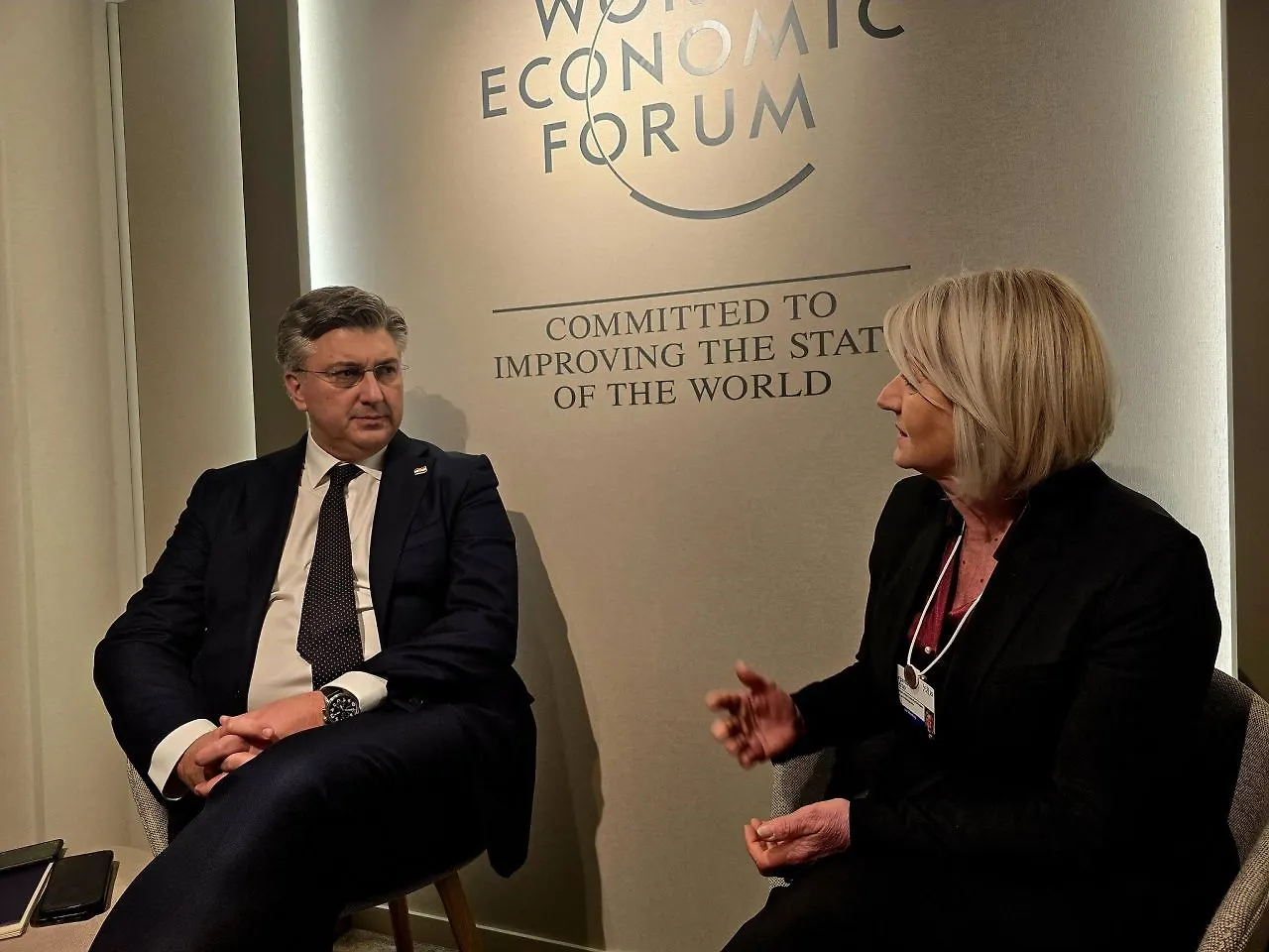 Предсједавајућа Савјета министара БиХ Борјана Кришто и предсједник Владе РХ Андреј Пленковић у Давосу: Настављамо заједничку стратешку сарадњу