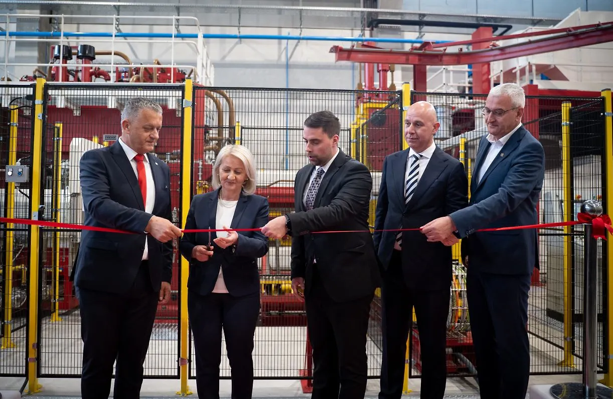 
Предсједавајућа Савјета министара БиХ Борјана Кришто на свечаности отворења производног погона фирме ФЕАЛ у Карловцу 

