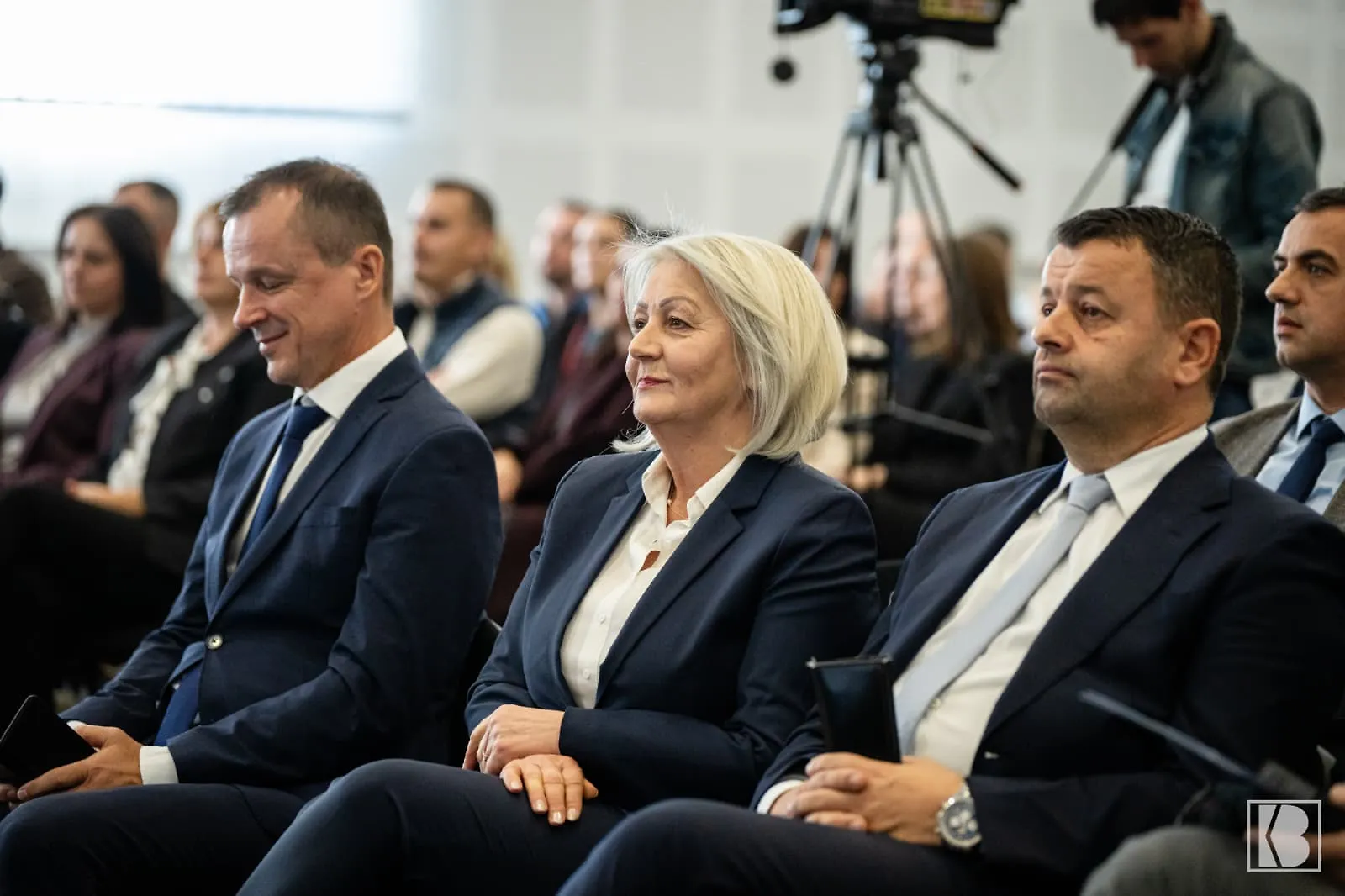 Галерија 3