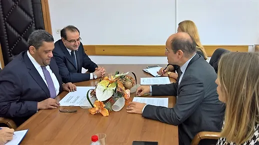 Министар Адил Османовић разговарао са амбасадором Државе Катар- Изражен интерес за сарадњу у области спорта и културе	