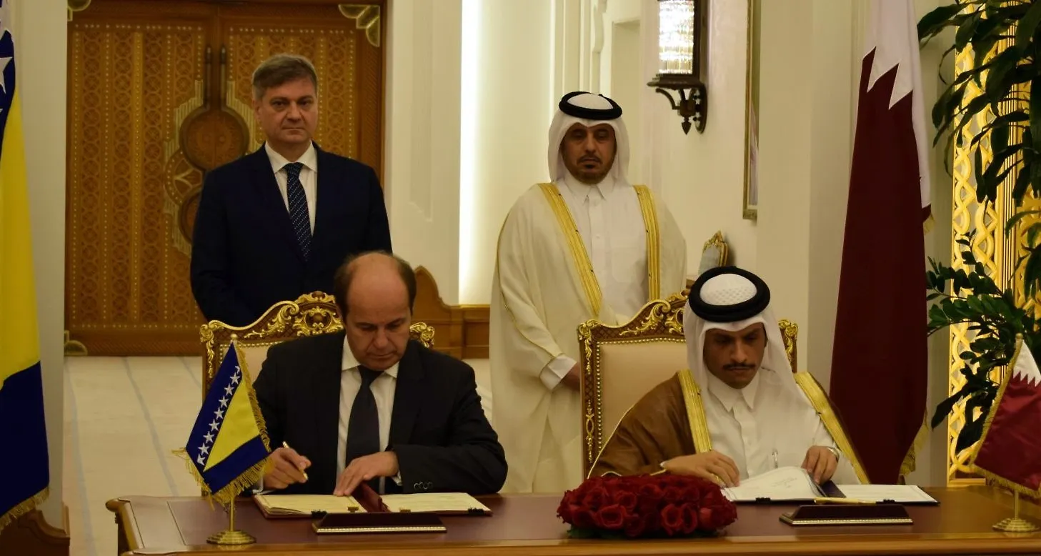 Министар Адил Османовић у делегацији Босне и Херцеговине која борави у Катару- Потписани меморандуми о сарадњи у области здравства, образовања и младих