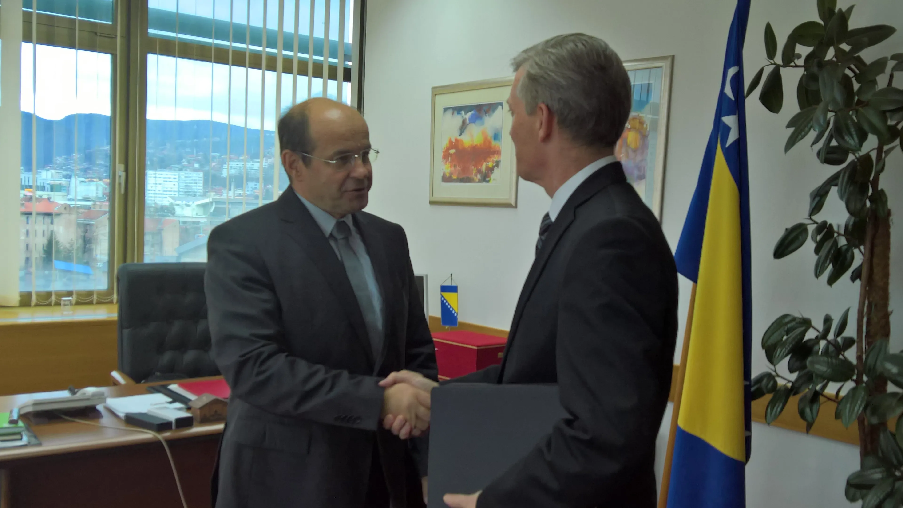 Османовић-Бертон: Политику хитно уклонити из школа у Босни и Херцеговини