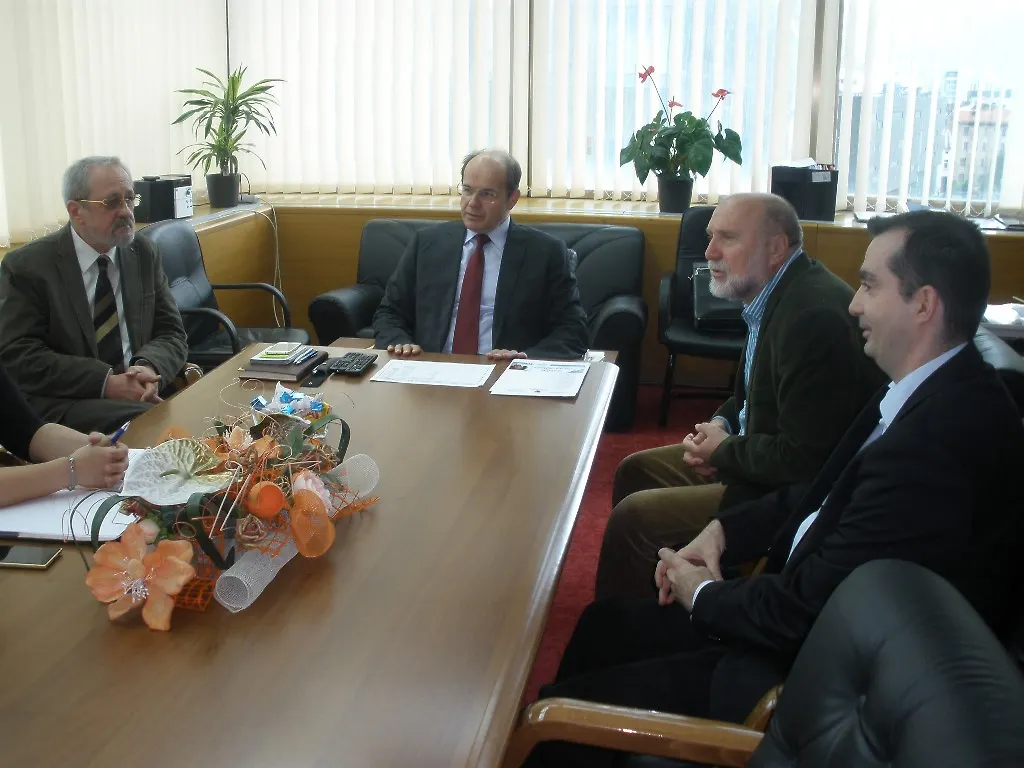 Ministar Adil Osmanović razgovarao sa Dževadom Karahasanom- Društvu pisaca BiH omogućiti da dobije status i uvjete   kakve zaslužuje
