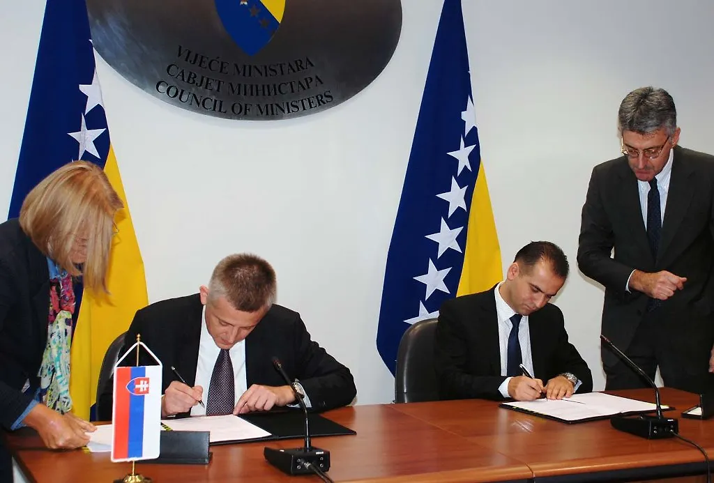 Potpisana izjava o saradnji Ministarstva civilnih poslova BiH sa resornim ministarstvima Slovačke u oblasti zdravstva i obrazovanja