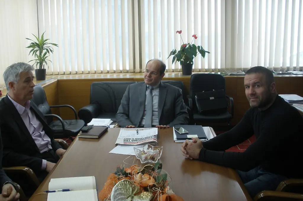 Ministar civilnih poslova BiH Adil Osmanović razgovarao sa najboljim bosanskohercegovačkim K-1 borcem Dževadom Poturkom