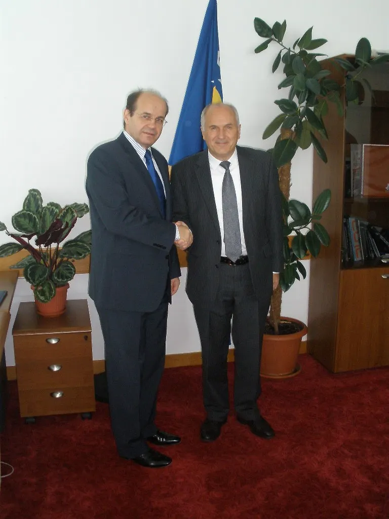 Ministar civilnih poslova Adil Osmanović razgovarao sa visokim predstavnikom u BiH Valentinom Inckom - Pitanje obrazovanja djece povratničke populacije zajednički prioritet