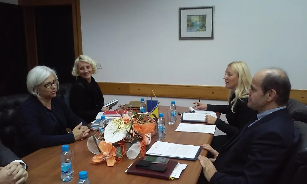 Сусрет министра Османовића  и Андреје Рихтер, директорке Форума словенских култура