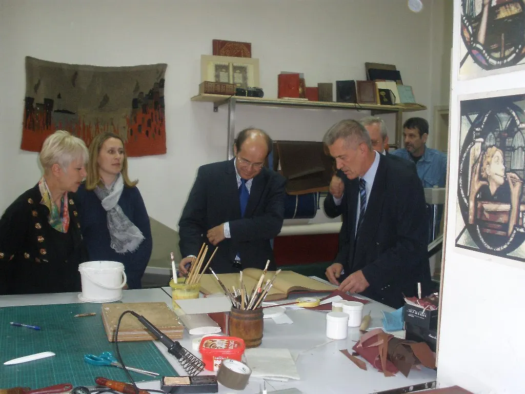 Delegacija Ministarstva civilnih poslova BiH posjetila Nacionalnu i univerzitetsku biblioteku- Ministar Adil Osmanović založio se za rješavanje statusa ove ustanove