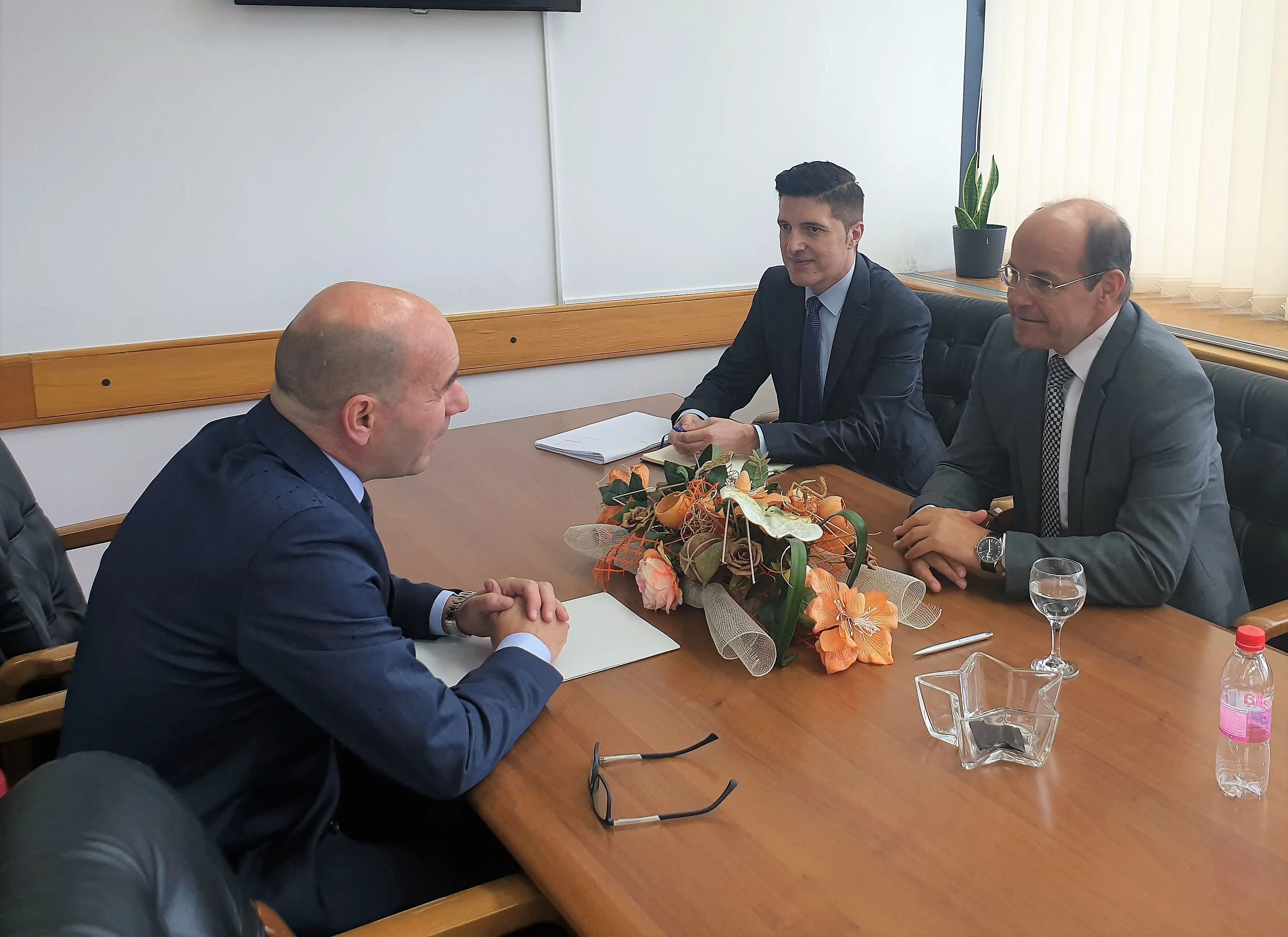 Министар Османовић са амбасадором Републике Србије у Босни и Херцеговини