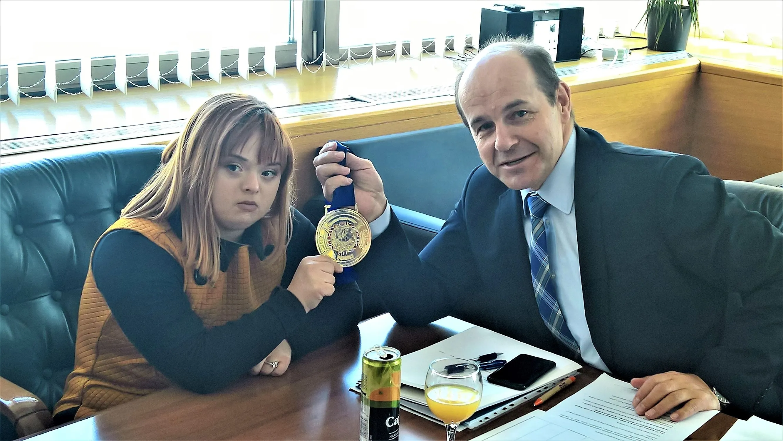 Azra Dedić u Ministarstvu civilnih poslova