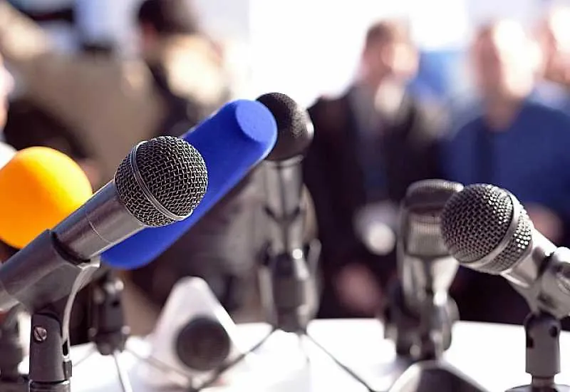 Министарство цивилних послова упутило је писмо ентитетским министарствима здравља са молбом да новинаре уврсте на листу приоритета за вакцинацију против Ковид 19