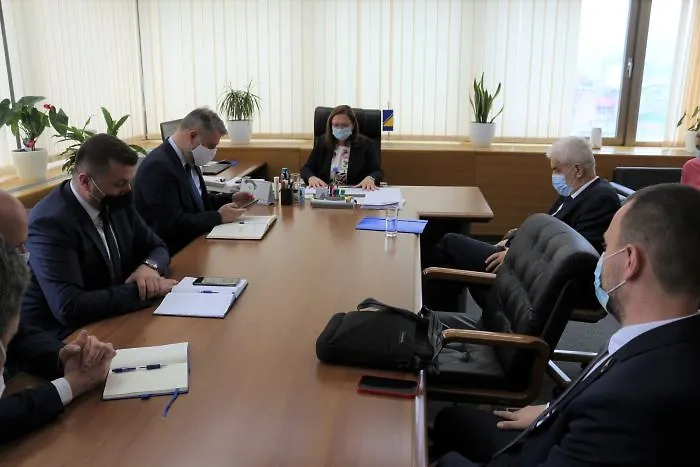Министарка Анкица Гудељевић разговарала са представницима надлежних здравствених власти у БиХ