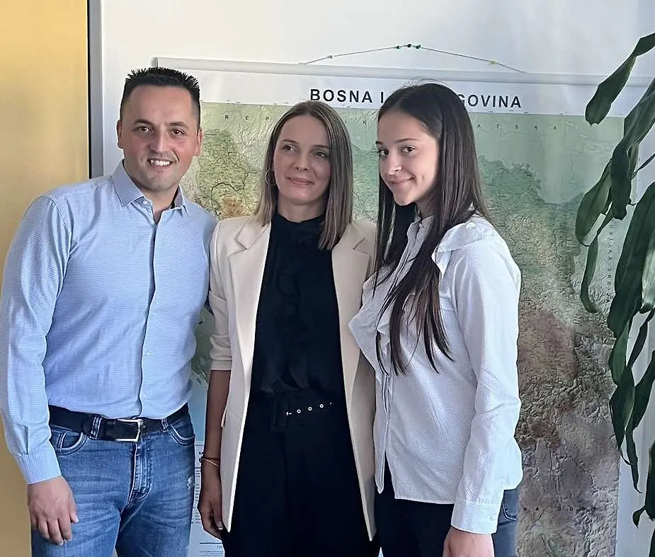 Zamjenica ministra civilnih poslova Marijana Mojić razgovarala sa najboljom mladom sportašicom u BiH Marijom Jokić