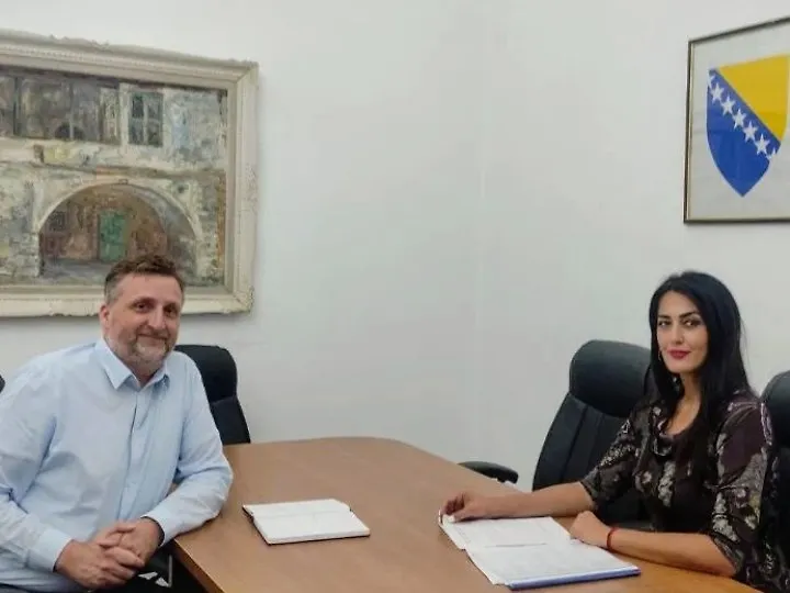 Sastanak pomoćnice ministrice civilnih poslova Nataše Slagalo i pomoćnika ministra vanjskih poslova za međunarodnopravne i konzularne poslove Frane Planinića