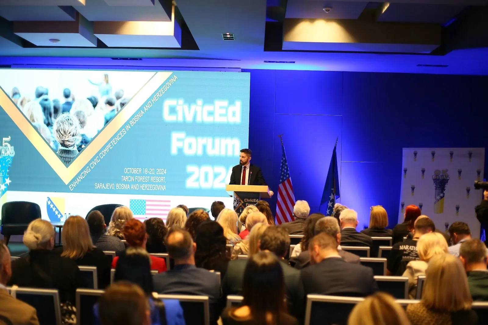 Pomoćnik ministrice civilnih poslova Bosne i Hercegovine i ambasador Sjedinjenih Američkih Država u Bosni i Hercegovini otvorili „CivicEd Forum 2024“