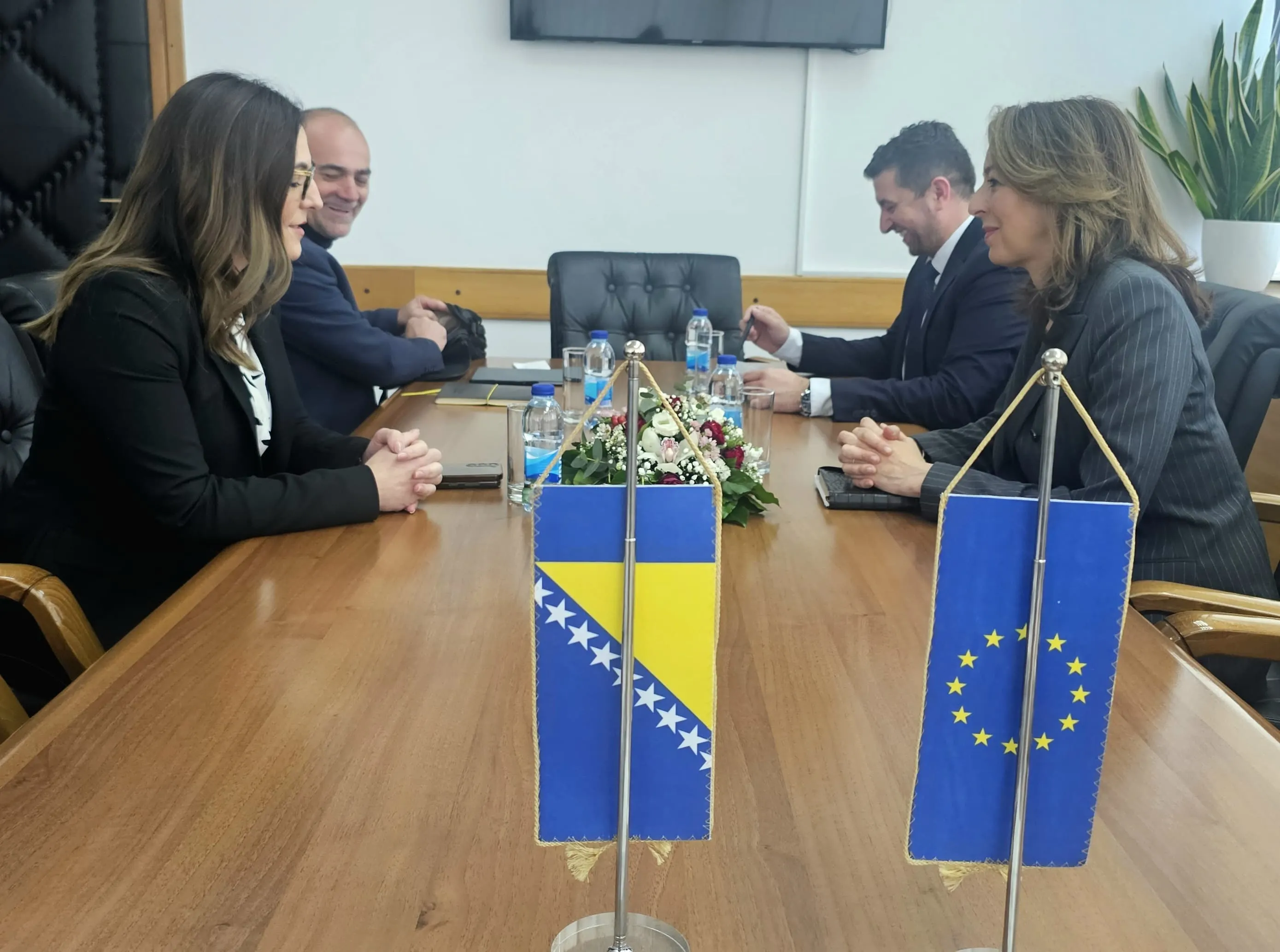 Ministrica Bošnjak s predstavnicima Vlade ZHK o uspješnom korištenju EU sredstava  