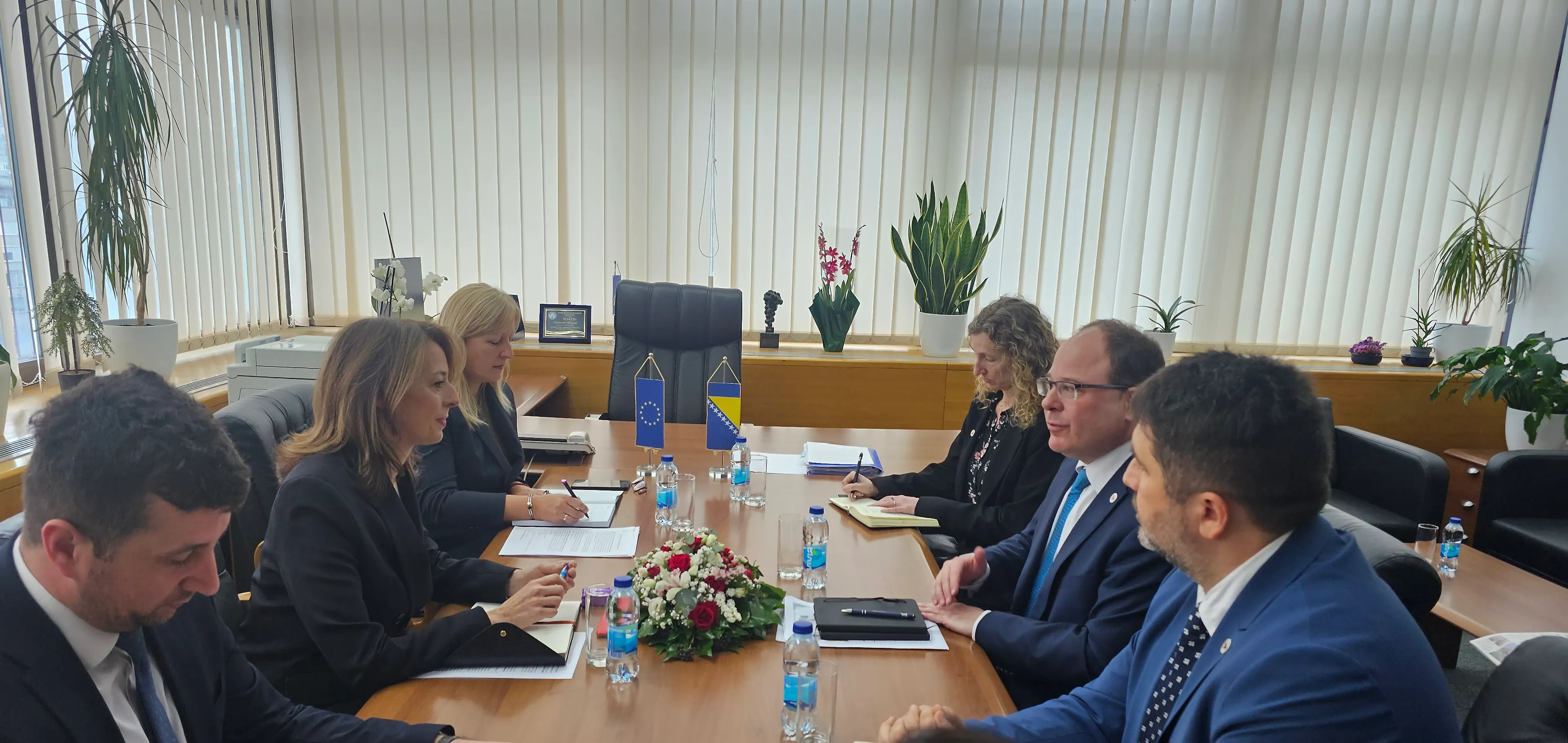 Visoka delegacija Ženevskog međunarodnog centra za humanitarno deminiranje u posjeti Ministarstvu civilnih poslova BiH