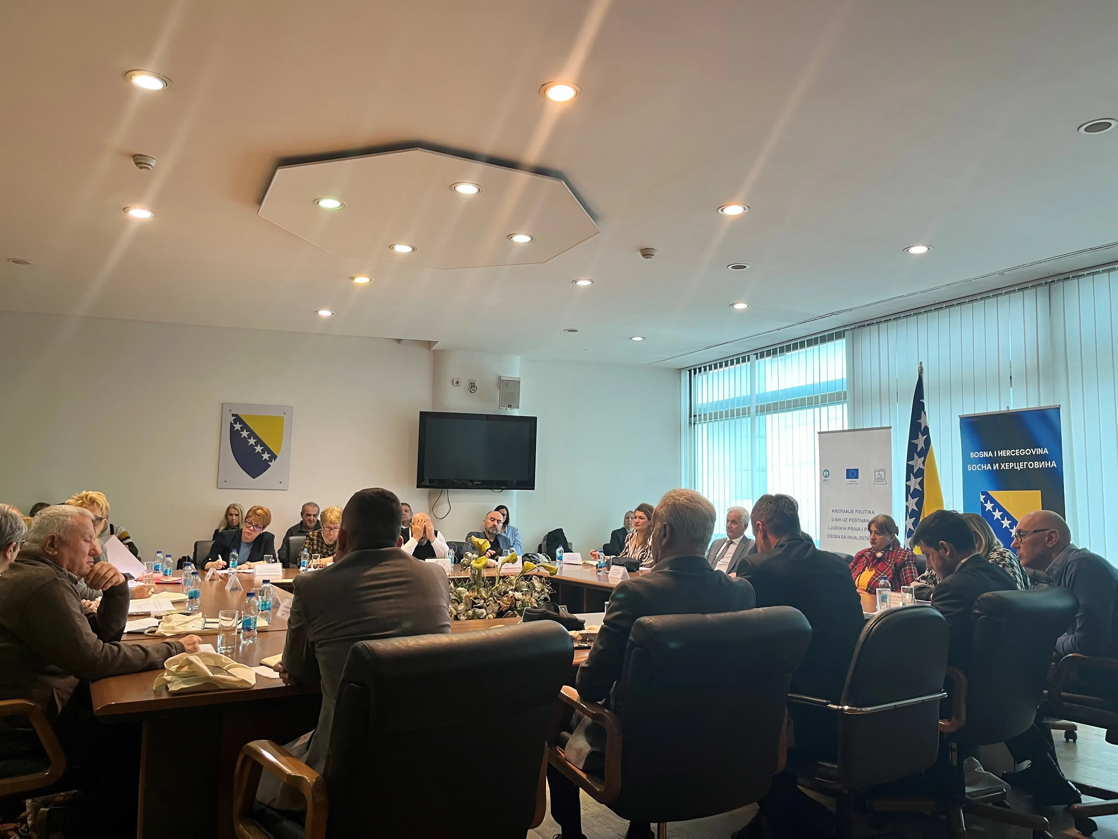 Представници Сектора за здравство МЦП с представницима власти и организација лица с инвалидитетом из БиХ, Хрватске и Србије